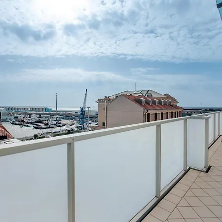 Ferienwohnung Frontemare Savona Exterior foto